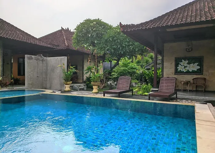 Hotel Taman Sari 3*