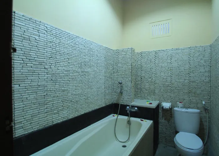 Hotel Taman Sari 3*