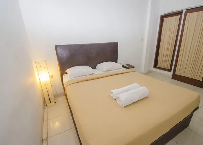 Hotel Taman Sari 3*