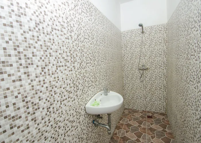 Taman Sari 3*