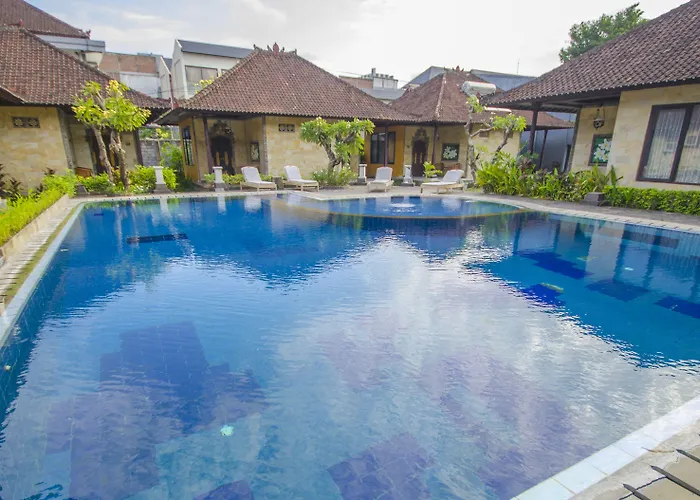 Hotel Taman Sari 3*