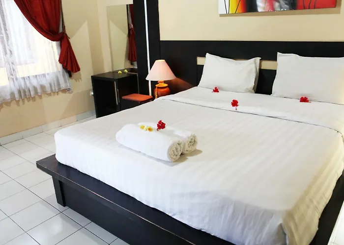酒店 Taman Sari 3*