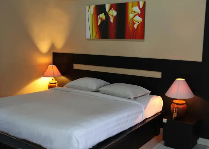 Taman Sari Hotel 3*